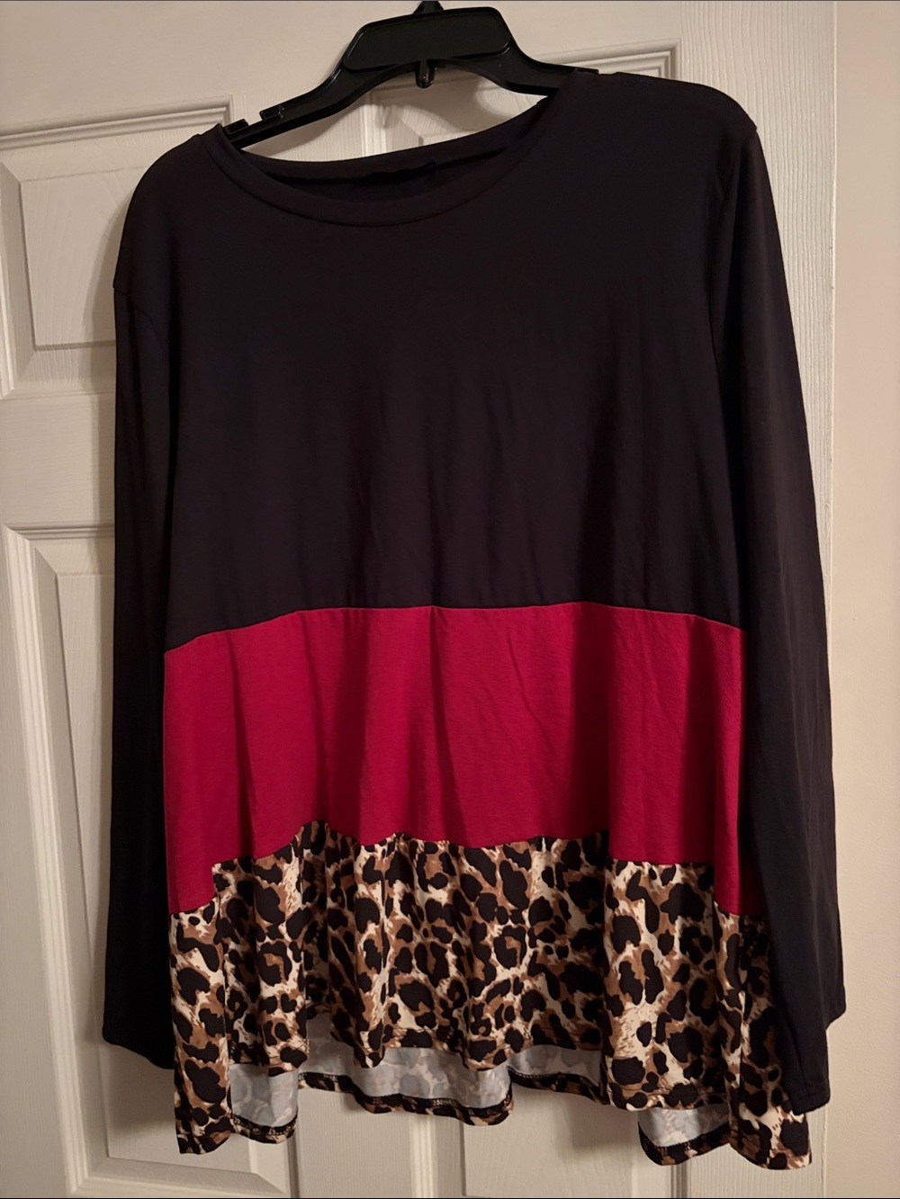 SHEIN Black & Burgundy Colorblock Long-Sleeve Top with Leopard Hem